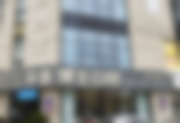 如皋牙医博世口腔门诊部（安定广场店）地址及乘车路线