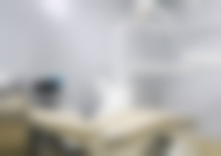 上海宏康医院口腔科张小扣现在还做手术吗？权威揭秘！他仍主刀，种牙、正畸手术经验超丰富！ 