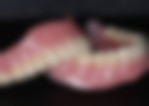 已经做过根管治疗的牙齿隐隐作痛怎么办？别慌，了解原因并掌握这 3 大有效缓解方法很重要！ 