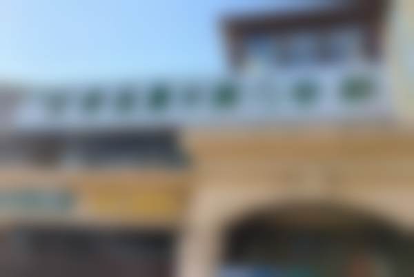 渭南临渭登志康口腔门诊部营业时间