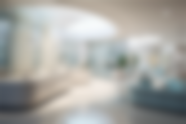 河南南阳方城万超口腔诊所张草收费贵不贵？种植牙一颗3500元，牙齿矫正7800元，价格超合理！ 