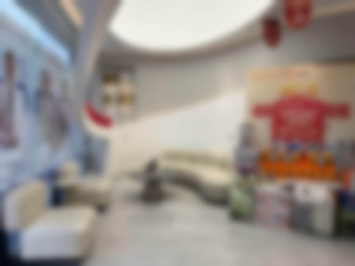 长治市尚巍医生简介：擅长口腔项目的他，在牙齿矫正、种植牙、牙齿美白等方面技术如何？实力超赞！ 