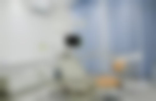李来友的资历背景与执业理念深度解析