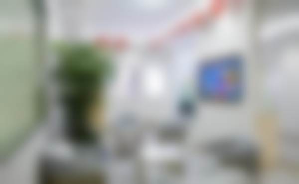 李来友在玉溪舒尔口腔的价格体系与服务价值评估